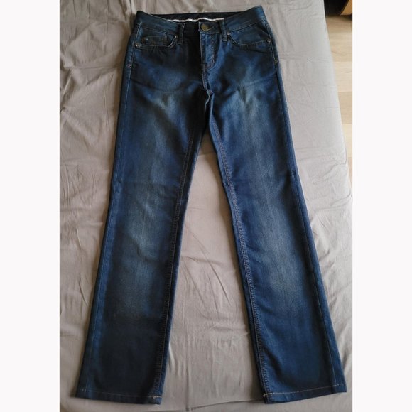 NWOT Seven7 Heidi Straight Leg Medium Wash Jeans (27) - Picture 3 of 12